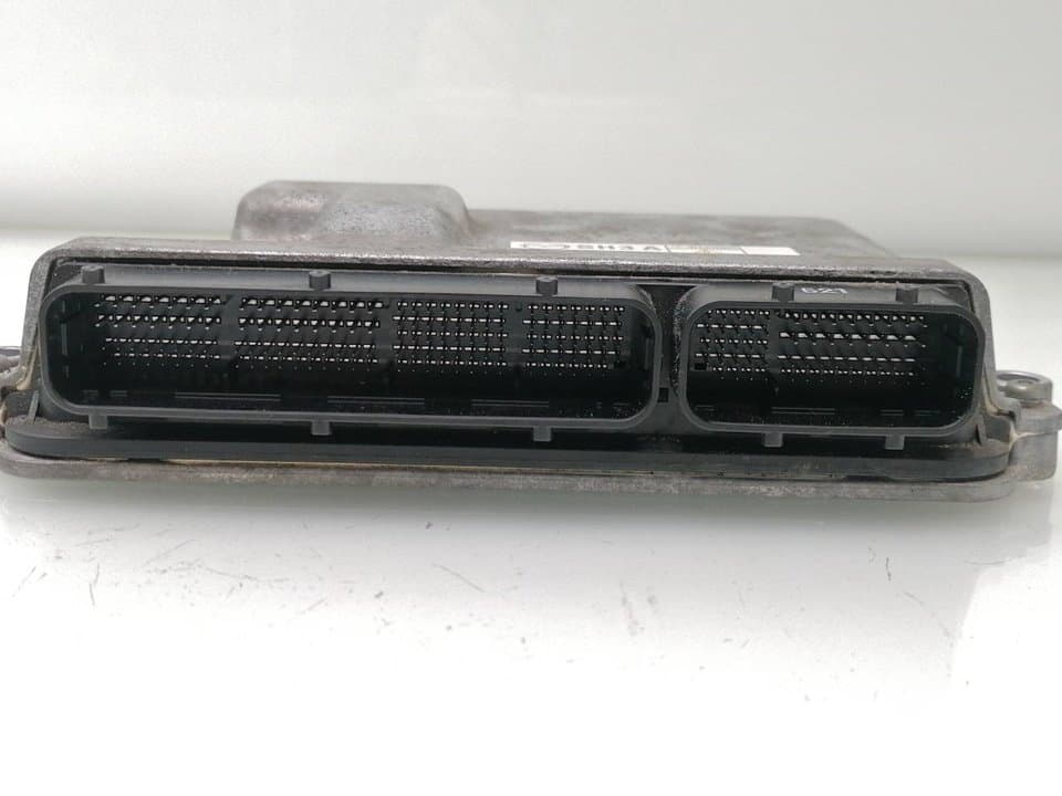 Centralita motor uce MAZDA 6 BERLINA (GG) 2