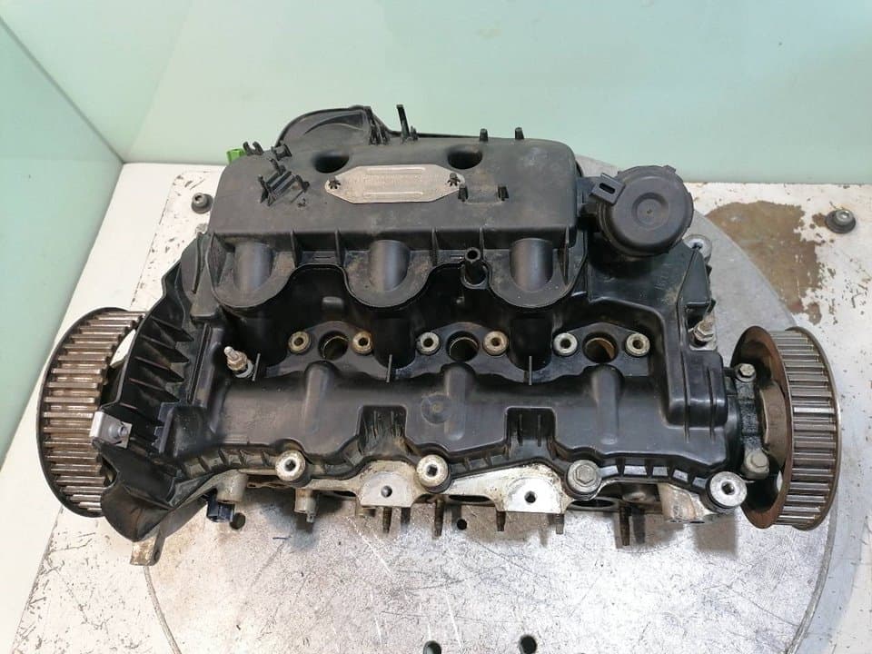 Culata PEUGEOT 607 (S1) 2