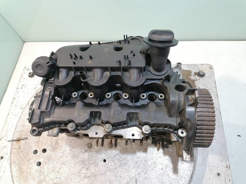 Culata PEUGEOT 607 (S1) 4