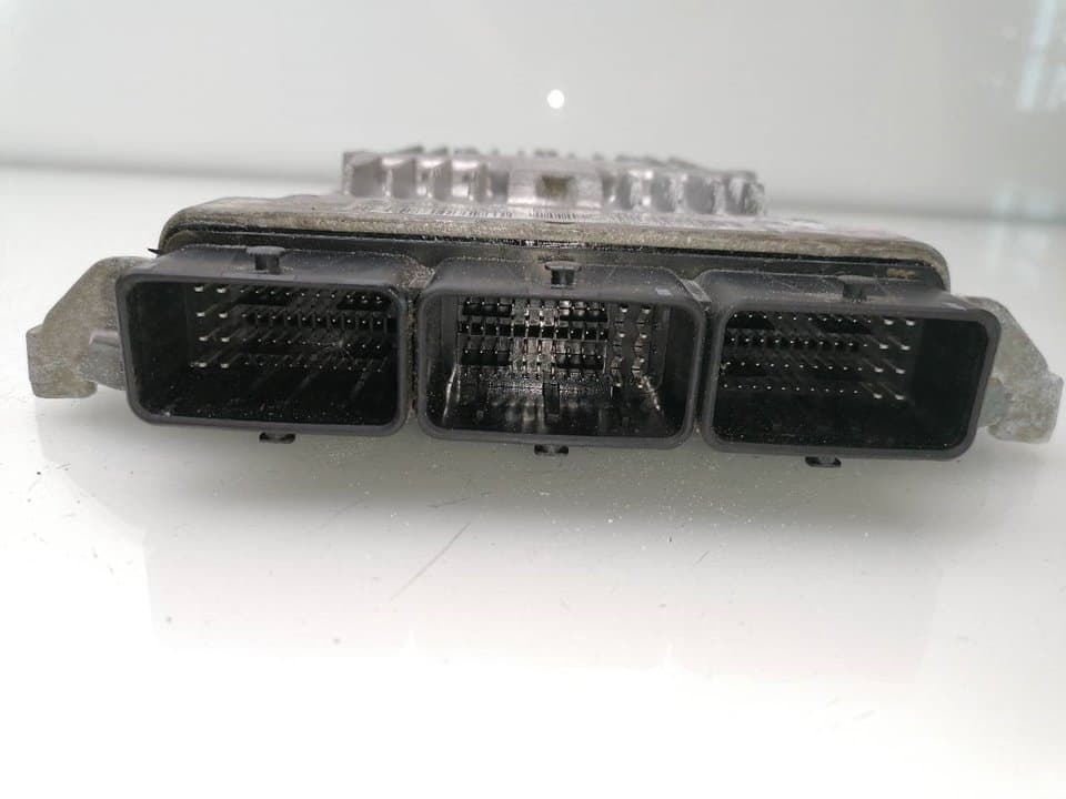 Centralita motor uce PEUGEOT 607 (S1) 3