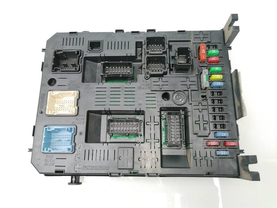Caja reles / fusibles PEUGEOT 308