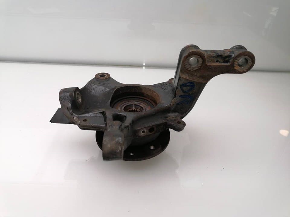 Mangueta delantera derecha RENAULT MEGANE III SPORT TOURER 3
