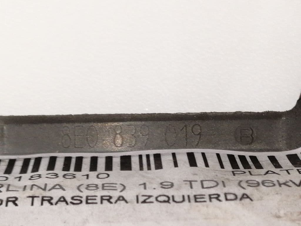 Maneta interior trasera izquierda AUDI A4 BERLINA (8E) 4