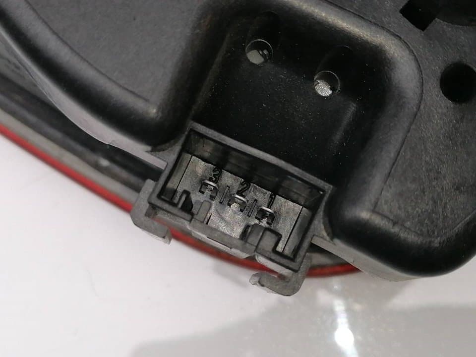 Piloto trasero derecho BMW SERIE 3 BERLINA (E90) 4