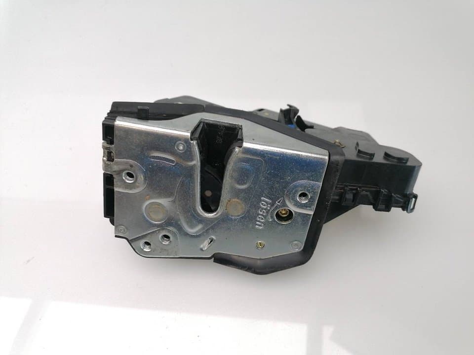 Cerradura puerta trasera derecha BMW SERIE 3 BERLINA (E90)