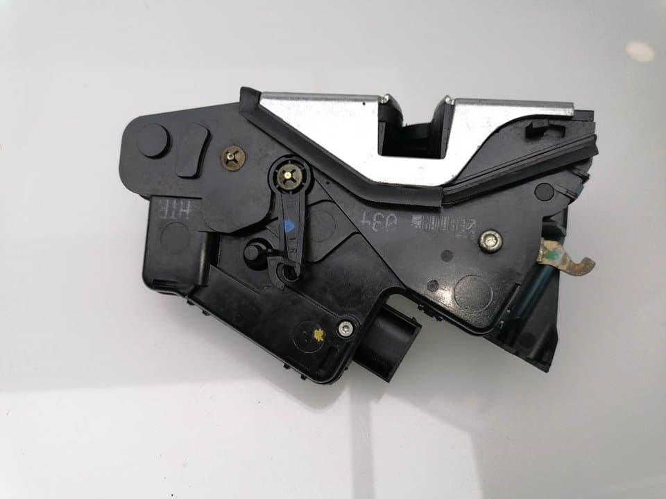 Cerradura puerta trasera derecha BMW SERIE 3 BERLINA (E90) 3