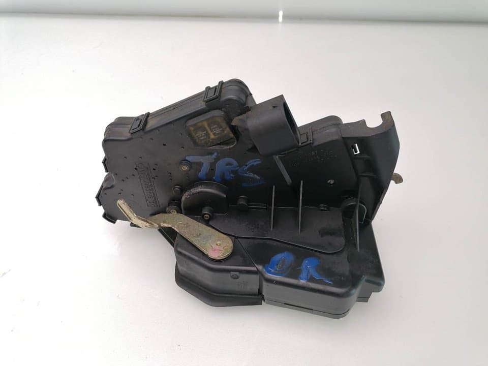 Cerradura puerta trasera derecha BMW SERIE 3 BERLINA (E90) 2