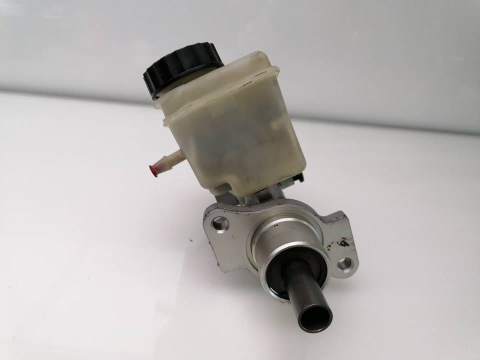 Bomba freno BMW SERIE 3 BERLINA (E90) 4