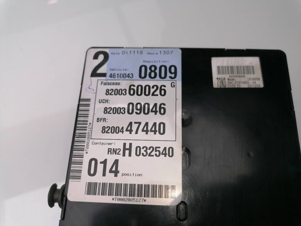 Caja reles / fusibles RENAULT VEL SATIS (BJ0) 5