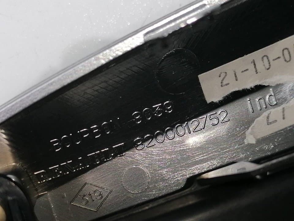 Pantalla multifuncion RENAULT VEL SATIS (BJ0) 2