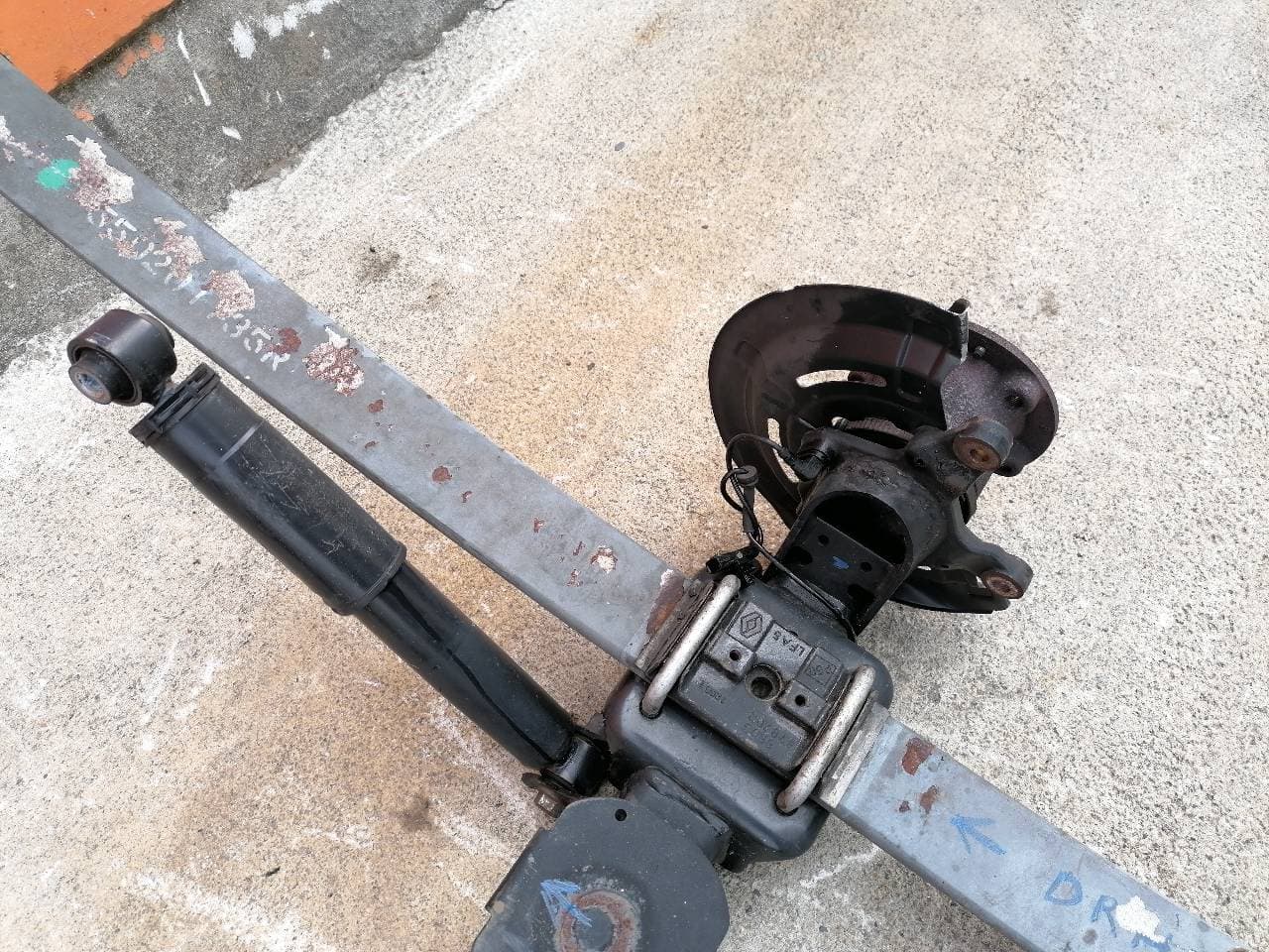 Puente trasero RENAULT MASTER II PHASE 2 COMBI 4