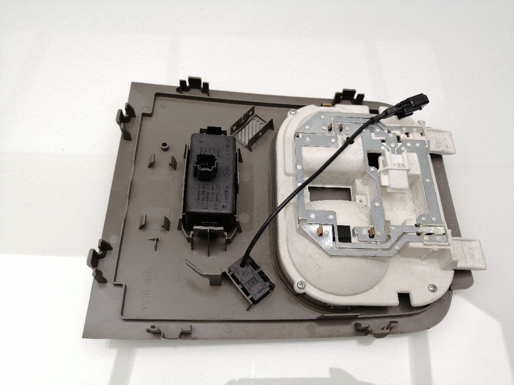 Luz interior RENAULT MASTER II PHASE 2 COMBI 4