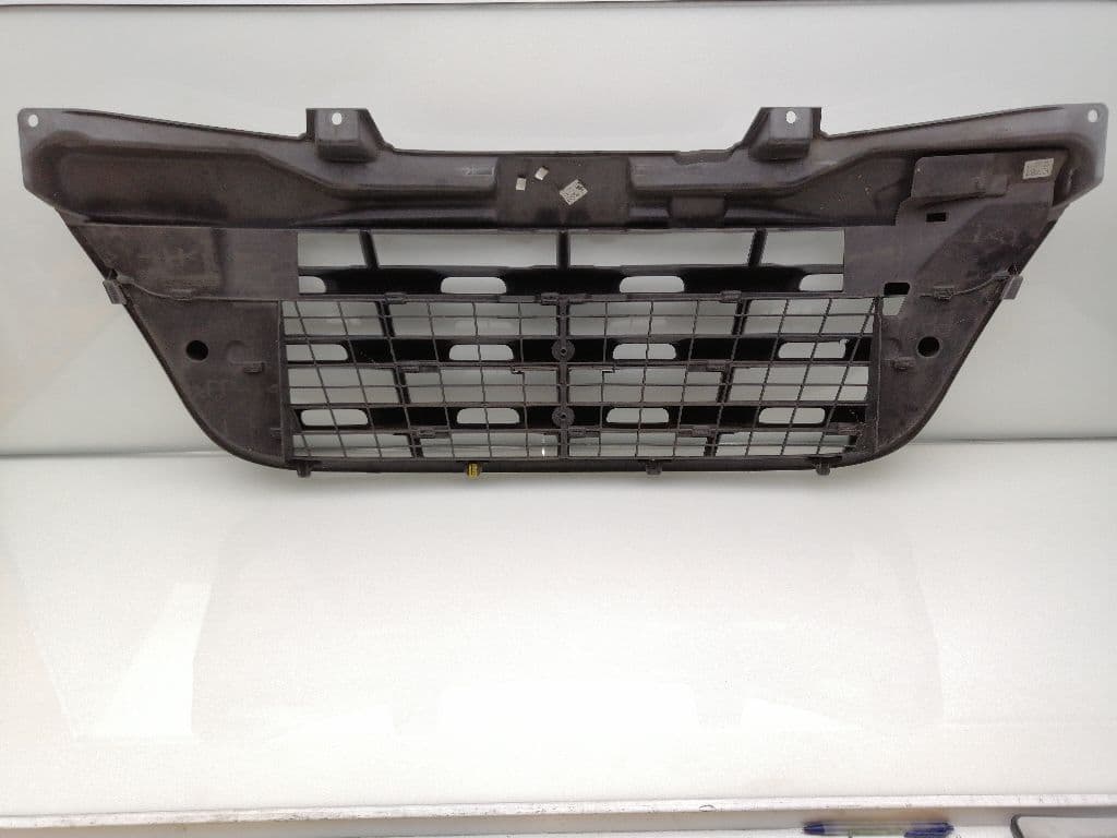 Rejilla delantera RENAULT MASTER II PHASE 2 COMBI 5