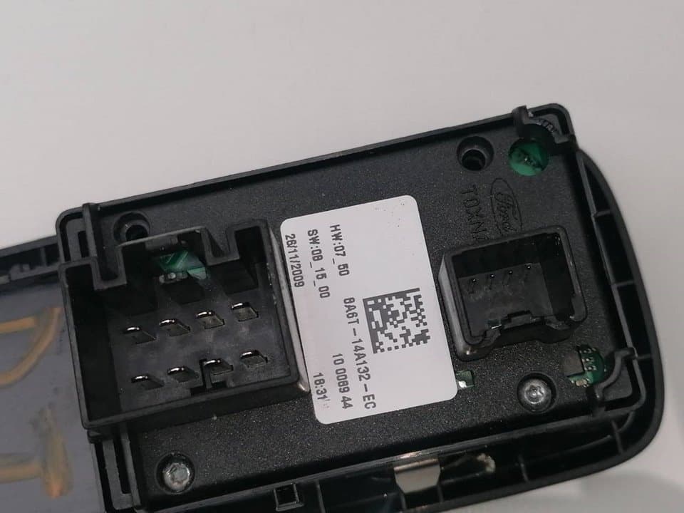 Mando elevalunas delantero izquierdo FORD FIESTA (CE1) 2