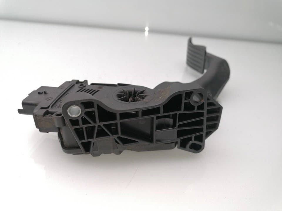 Pedal acelerador PEUGEOT 207 4