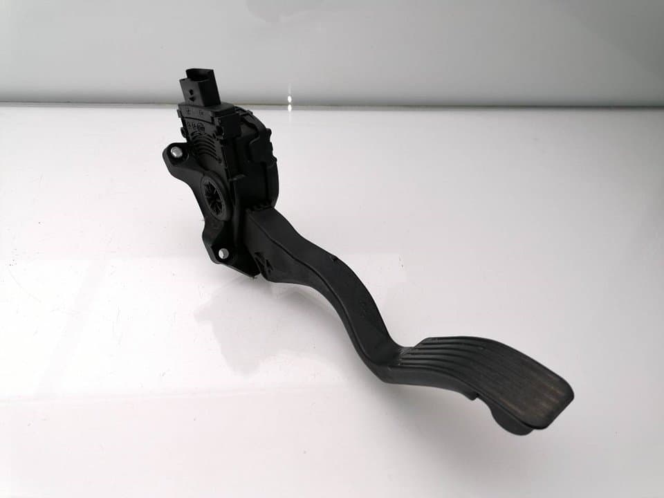 Pedal acelerador PEUGEOT 207