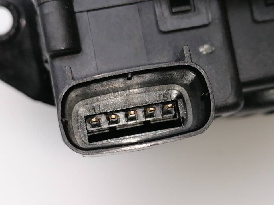 Cerradura maletero / porton HYUNDAI I30 2