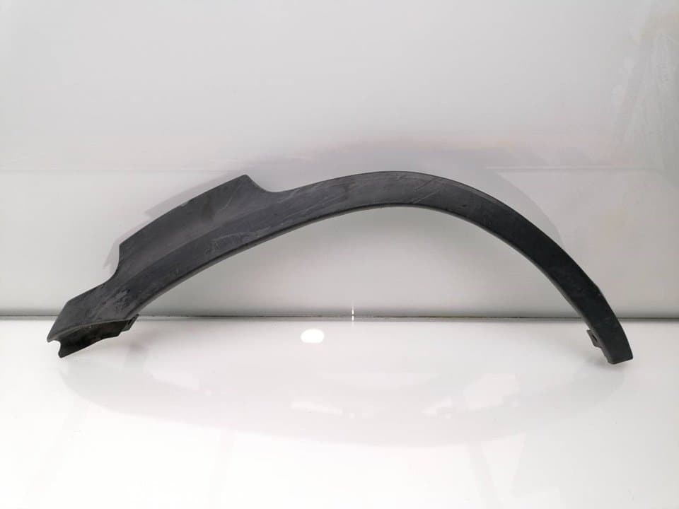 Aletin trasero derecho NISSAN TERRANO/TERRANO.II (R20)