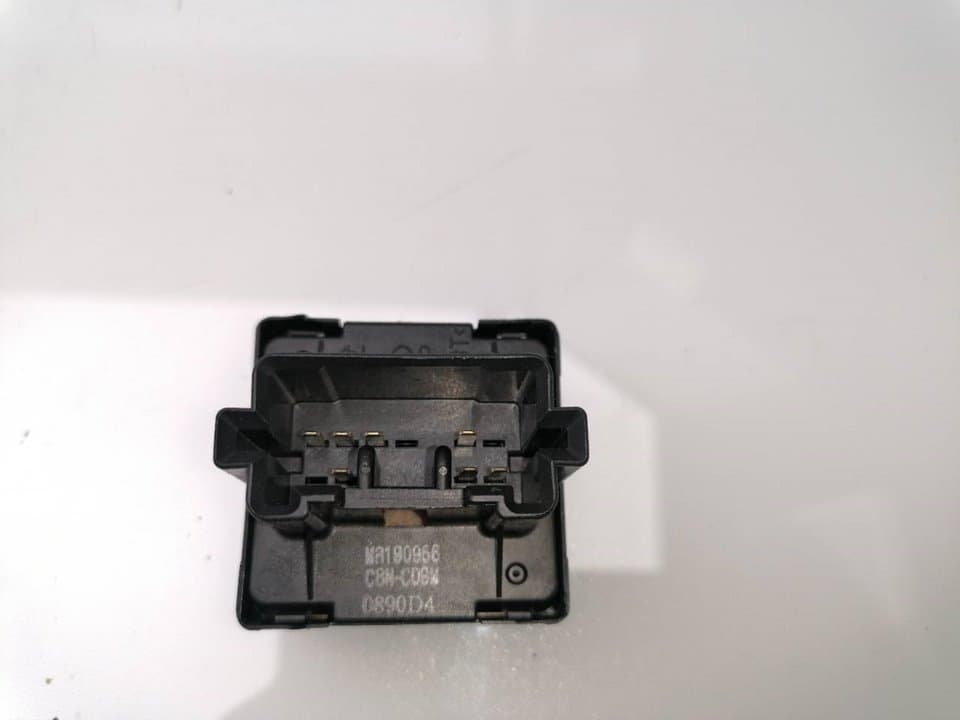 Mando retrovisor MITSUBISHI MONTERO (V60/V70) 2