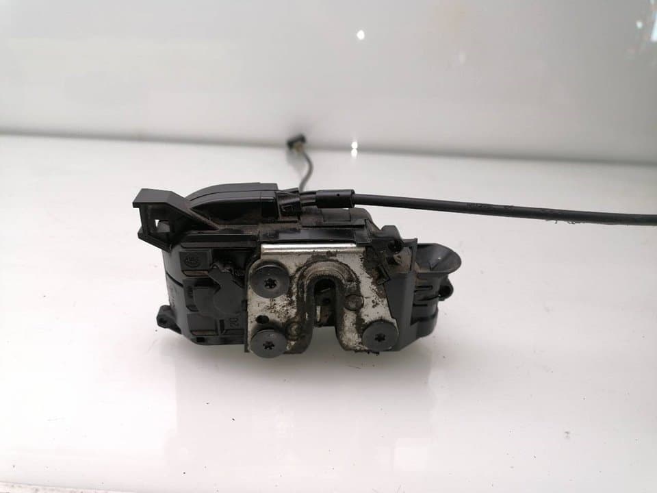 Cerradura puerta delantera izquierda RENAULT CLIO III 3