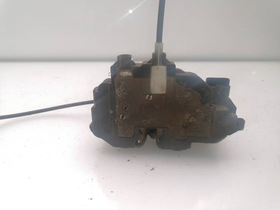 Cerradura puerta trasera izquierda RENAULT CLIO III 2