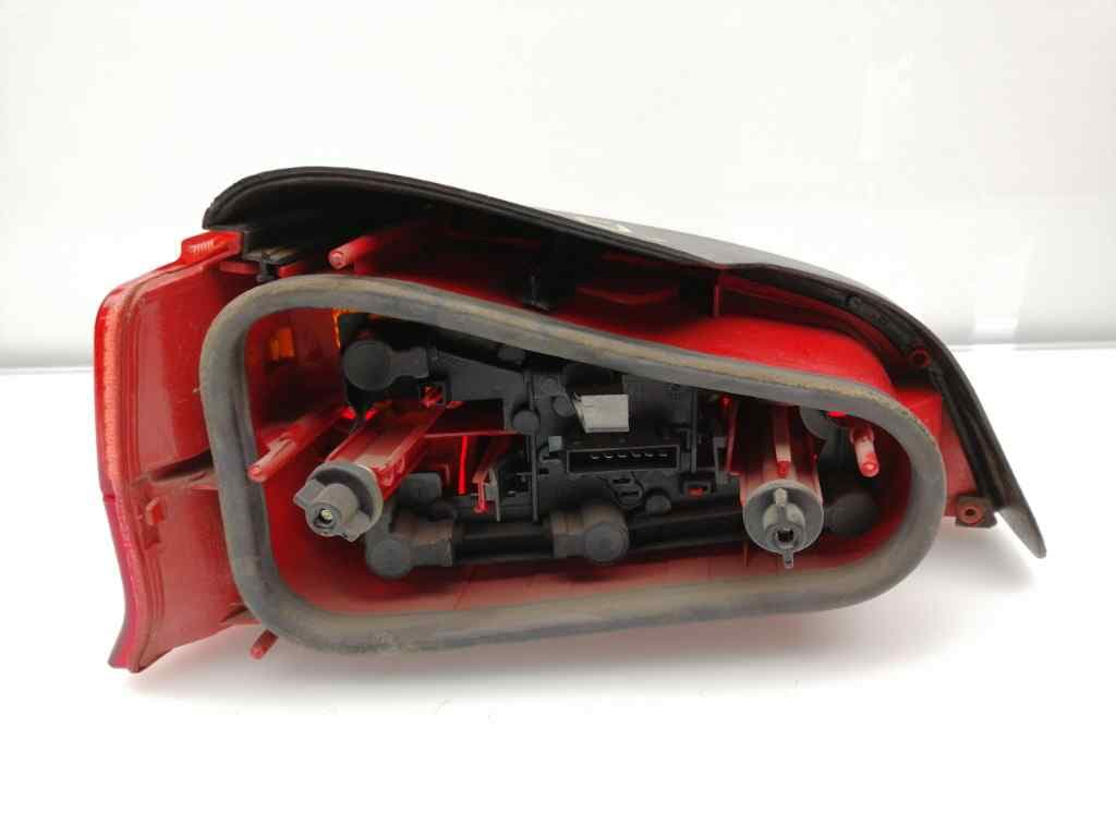 Piloto trasero derecho PEUGEOT 106 (S1) 2