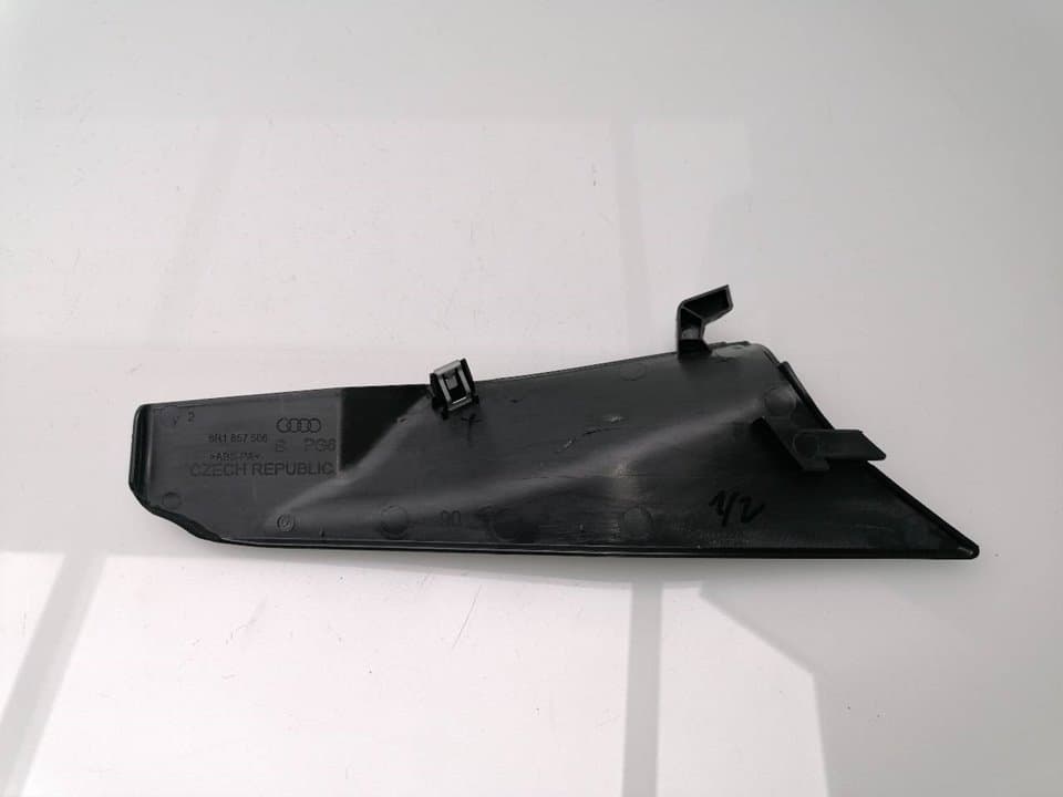 Plastico AUDI Q5 (8R) 2