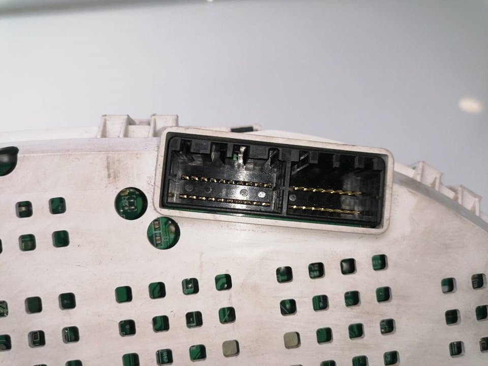 Cuadro instrumentos KIA SORENTO 3