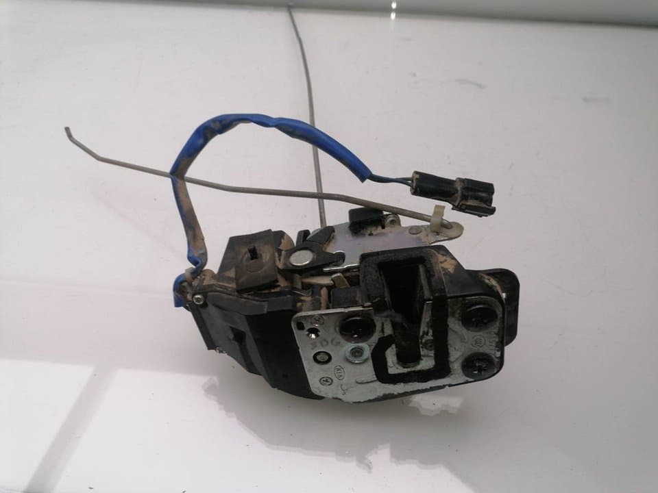 Cerradura puerta trasera derecha KIA SORENTO 3