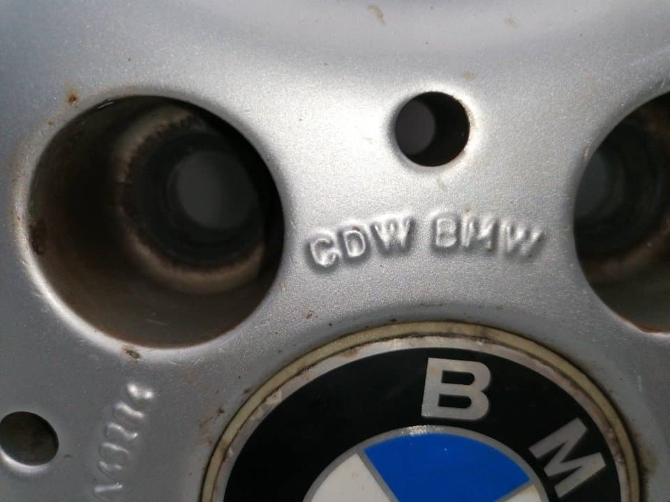 Llanta BMW SERIE 3 COMPACTO (E36) 4