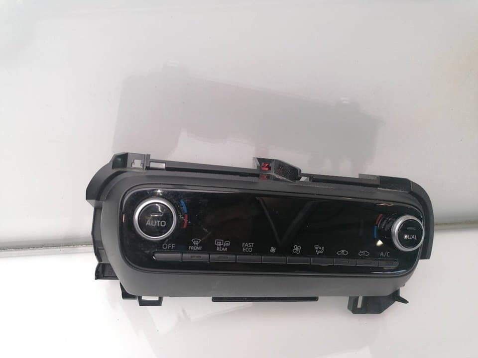 Mando climatizador TOYOTA YARIS