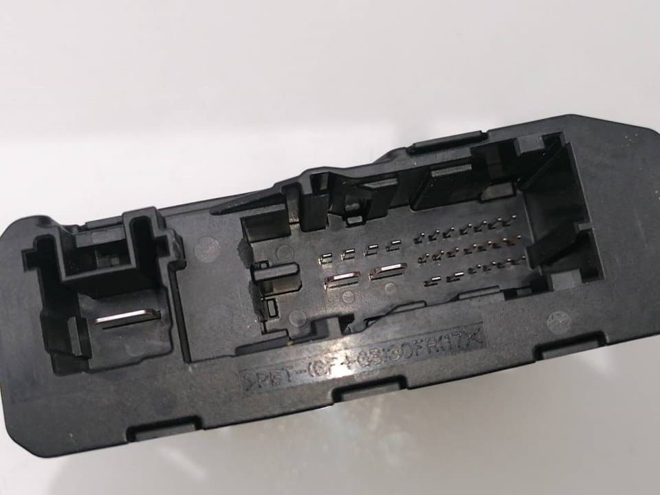 Modulo electronico TOYOTA YARIS 3
