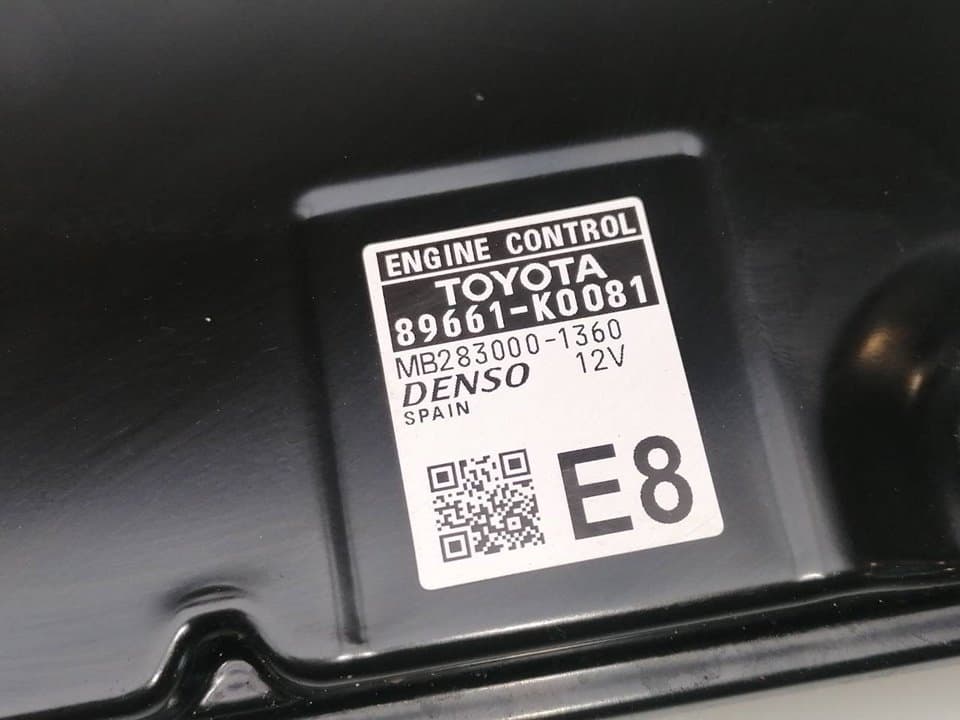Centralita motor uce TOYOTA YARIS 2