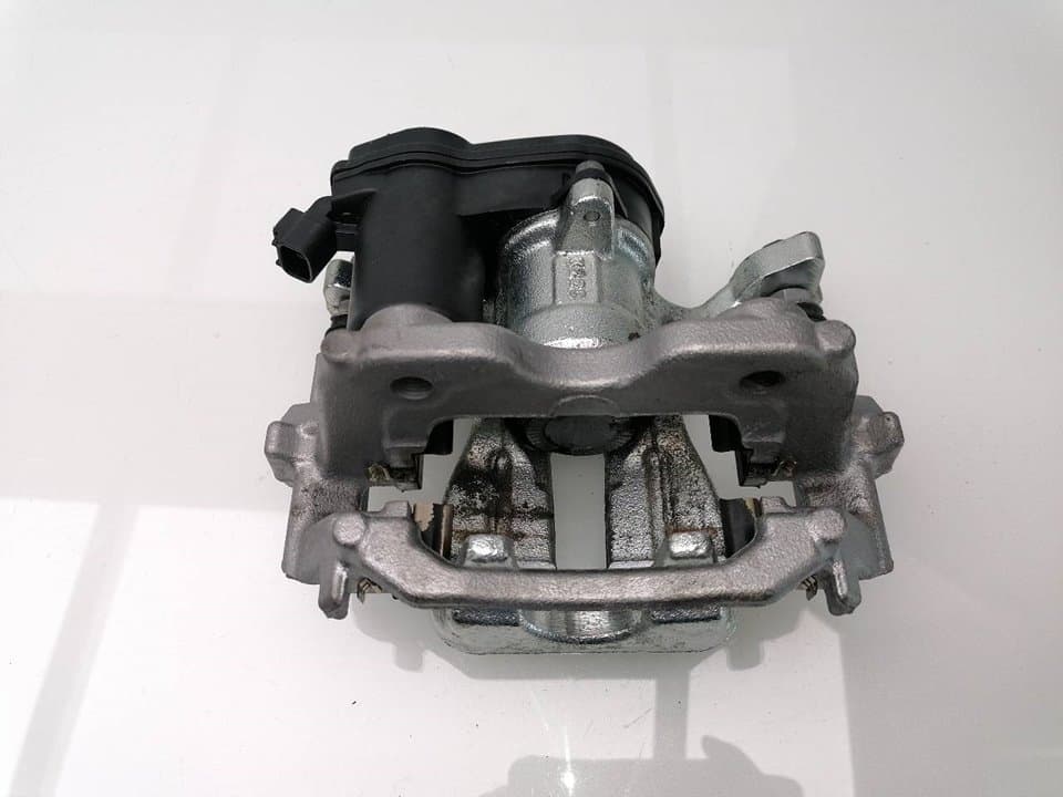 Recambio TOYOTA YARIS ref. 47850K0010 3