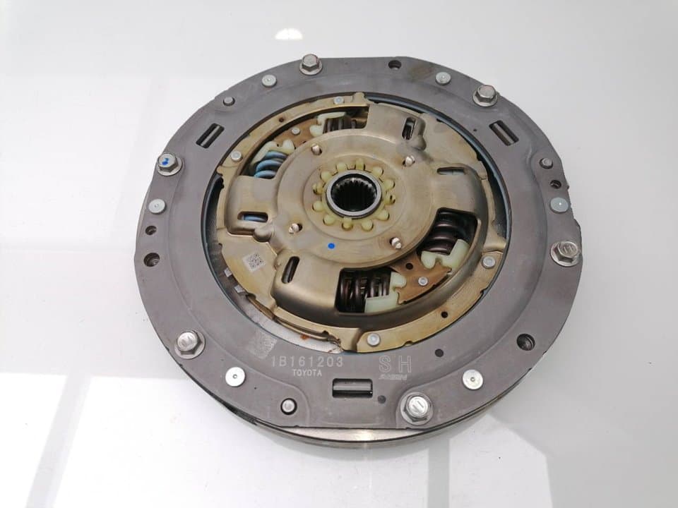 Kit embrague TOYOTA YARIS