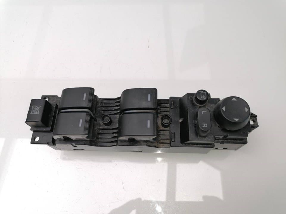 Mando elevalunas delantero izquierdo MAZDA 6 BERLINA (GG)