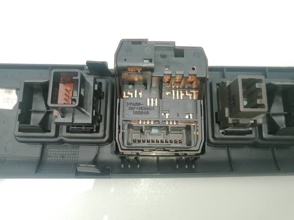 Mando multifuncion TOYOTA AVENSIS 4
