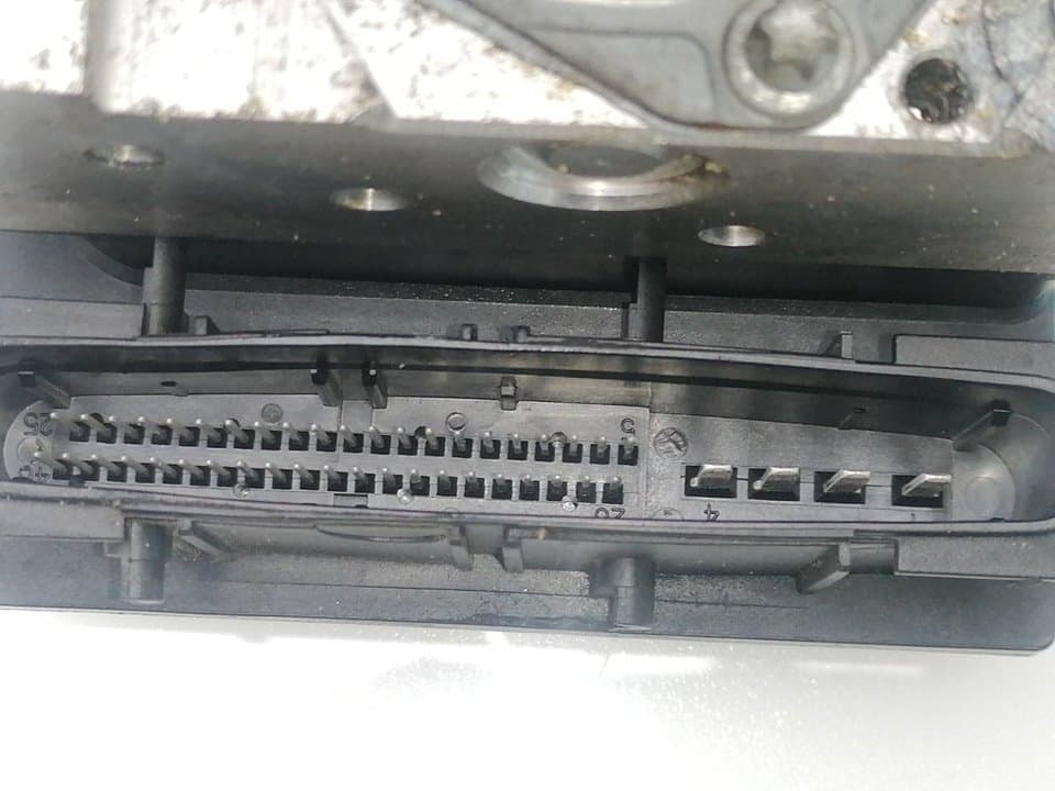 Abs TOYOTA AVENSIS 4