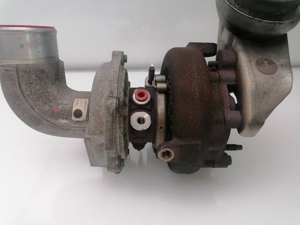 Turbocompresor TOYOTA AVENSIS 4