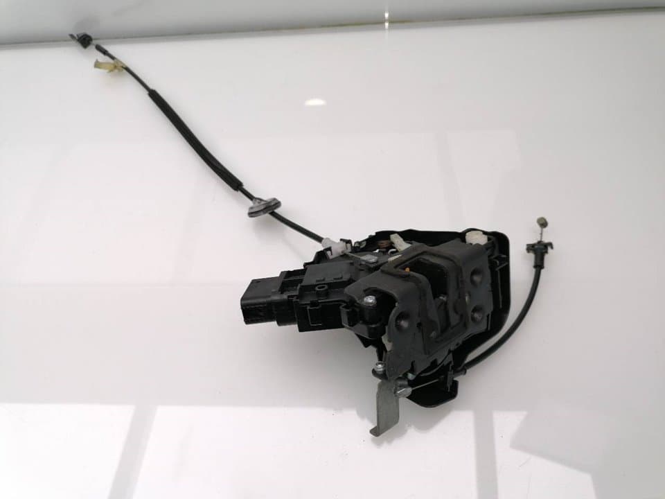 Cerradura puerta trasera derecha FORD FOCUS BERLINA (CAP)