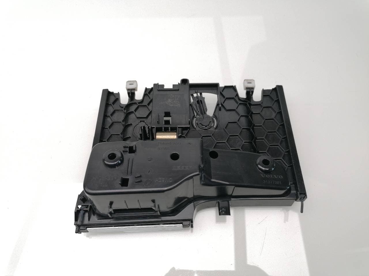 Plastico VOLVO V90 FAMILIAR 2