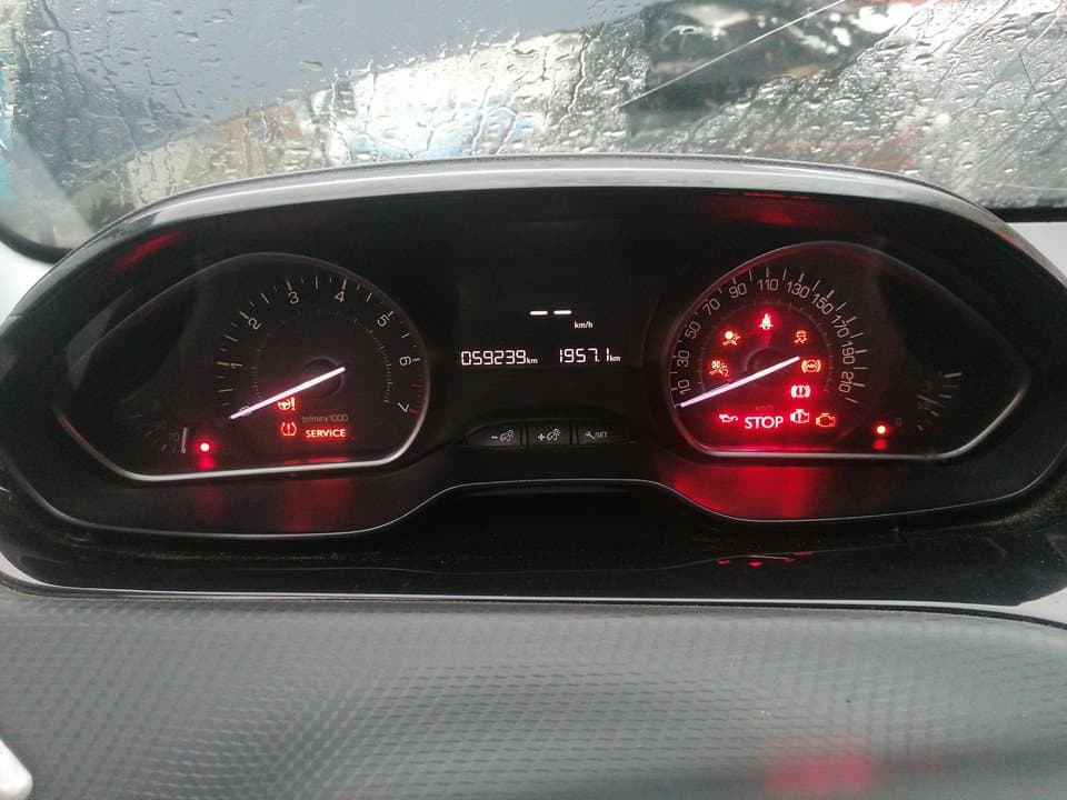 Cuadro instrumentos PEUGEOT 208 3