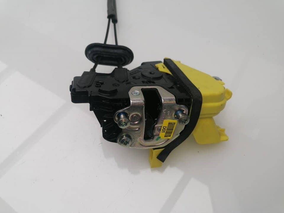Cerradura puerta delantera derecha KIA NIRO 3
