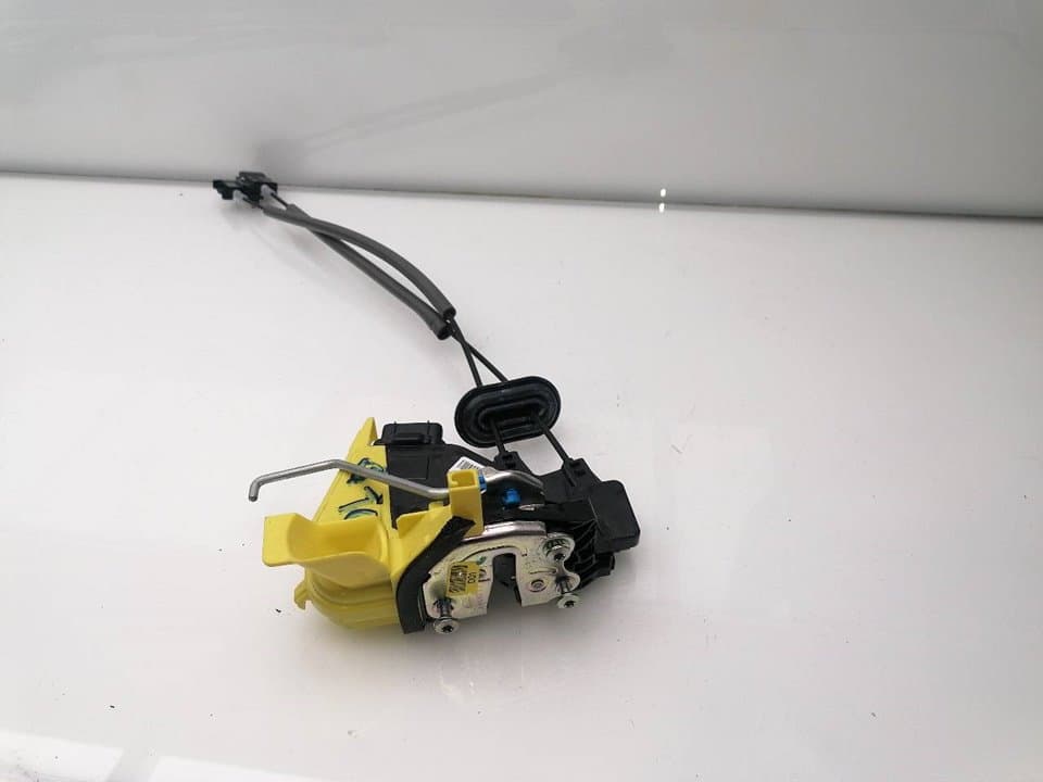 Cerradura puerta delantera derecha KIA NIRO