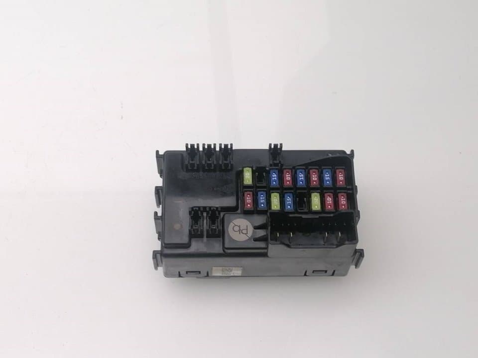 Caja reles / fusibles KIA NIRO