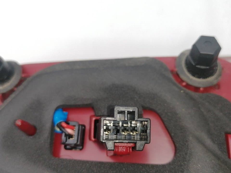 Piloto trasero derecho KIA NIRO 3