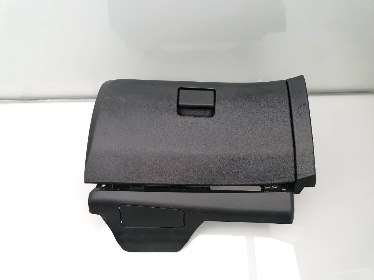 Guantera NISSAN NP300 PICK-UP (D23)