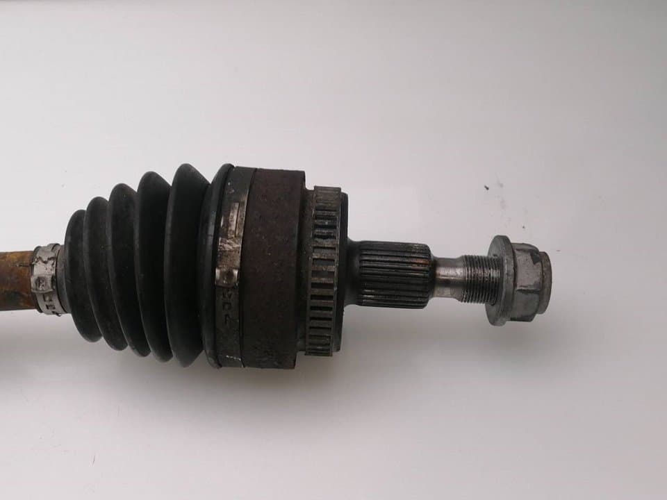 Transmision delantera derecha MERCEDES-BENZ CLASE M (W164) 2