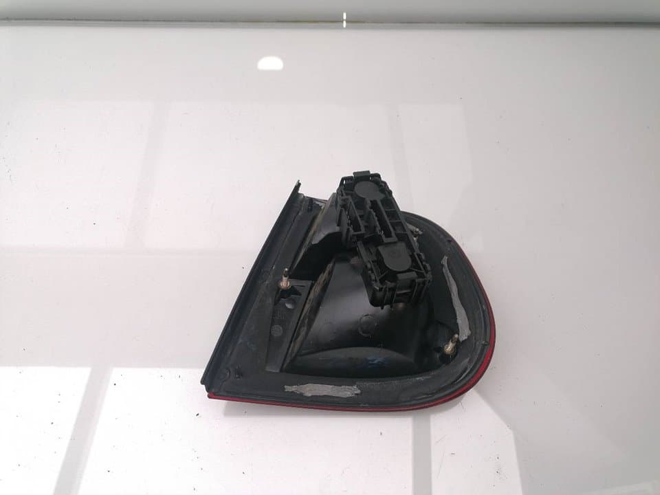 Piloto trasero izquierdo SEAT CORDOBA BERLINA (6K2) 2