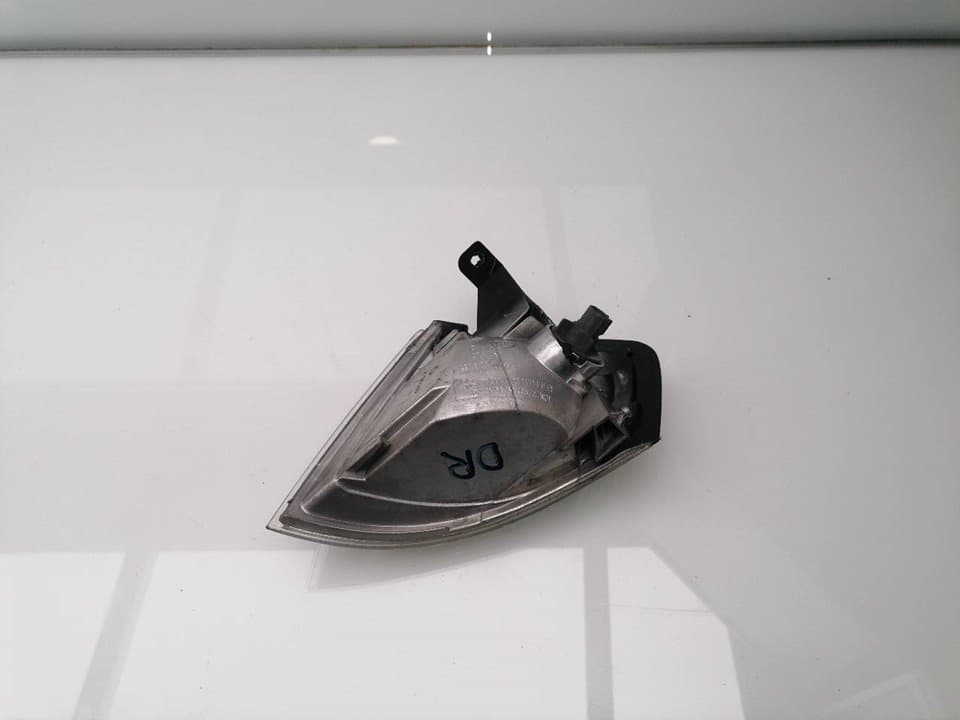 Recambio MAZDA 323 BERL ref. B25D51060B 3